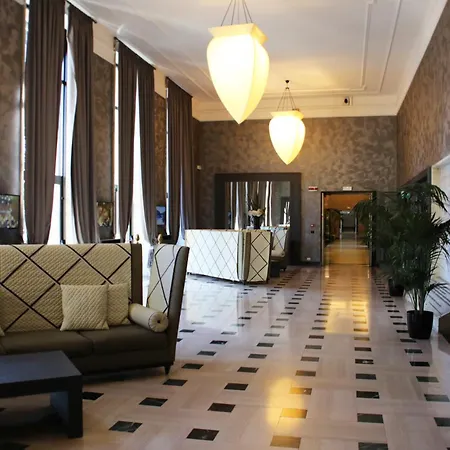 Th Roma - Carpegna Palace-2